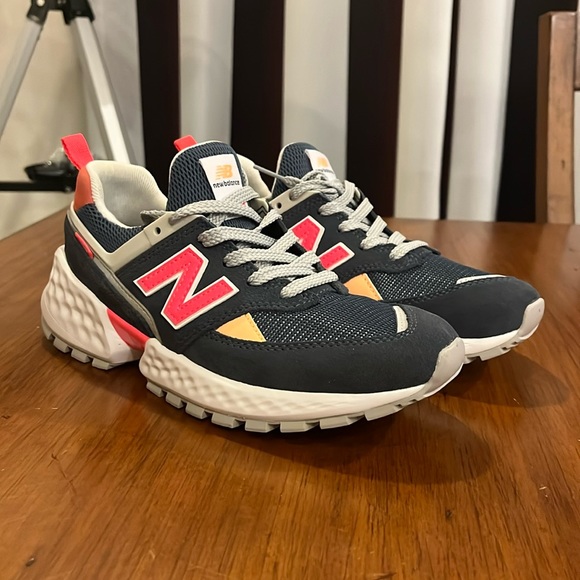 New Balance GS574SN 574 shoes sneakers new Youth Size 4.5